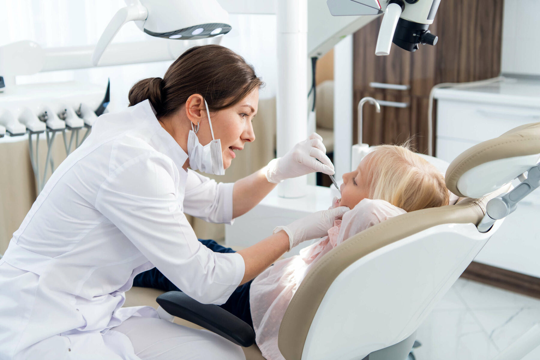 dentist_with little_girl (1)